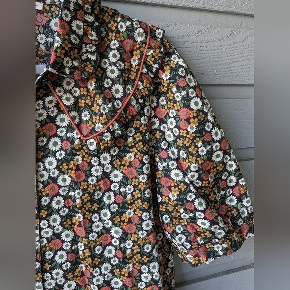 Saint Geraldine Floral Ruffle Button Up Short Sleeve Shirt Top Women's Large - Picture 3 of 5